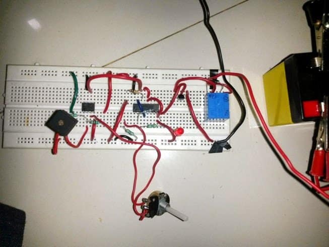 clap switch tested prototype on breadboard