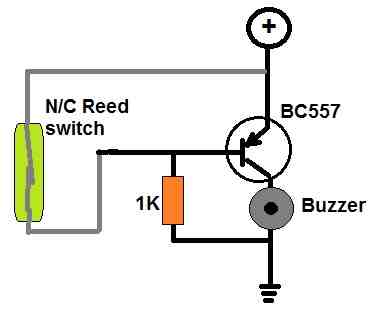 NC reed switch with transistor configuration